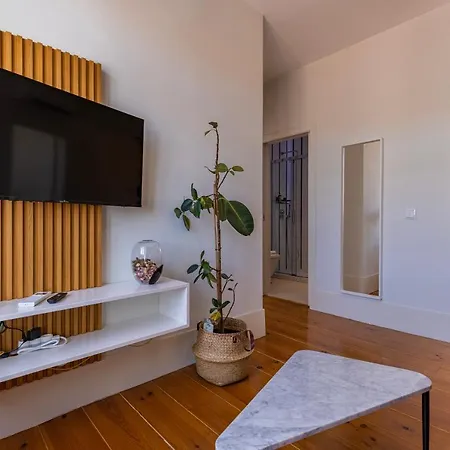 Liberdade Concept 2bdr By Lovelystay דירה ליסבון