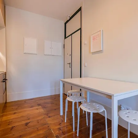 Liberdade Concept 2bdr By Lovelystay ליסבון